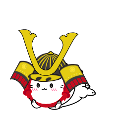 じっと見る小ちゃな戦国時代の武士猫